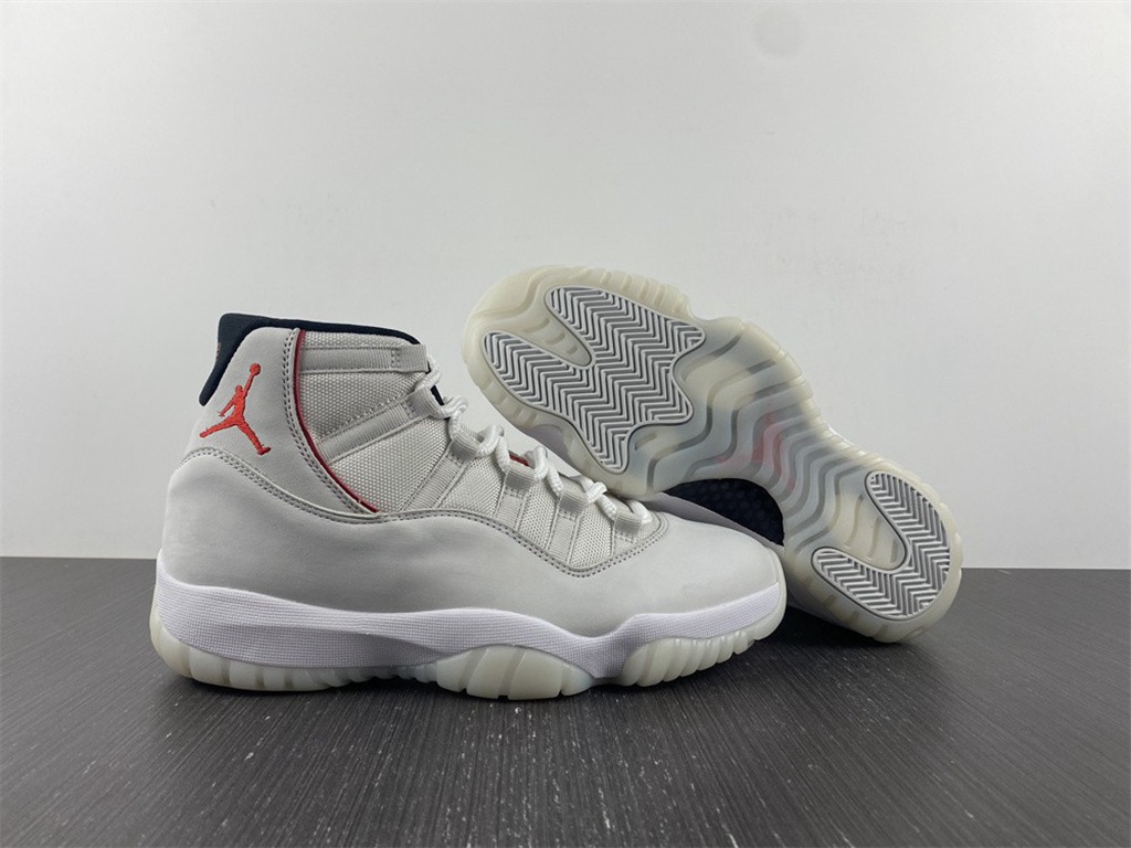 Air Jordan 11 ??Platinum Tint